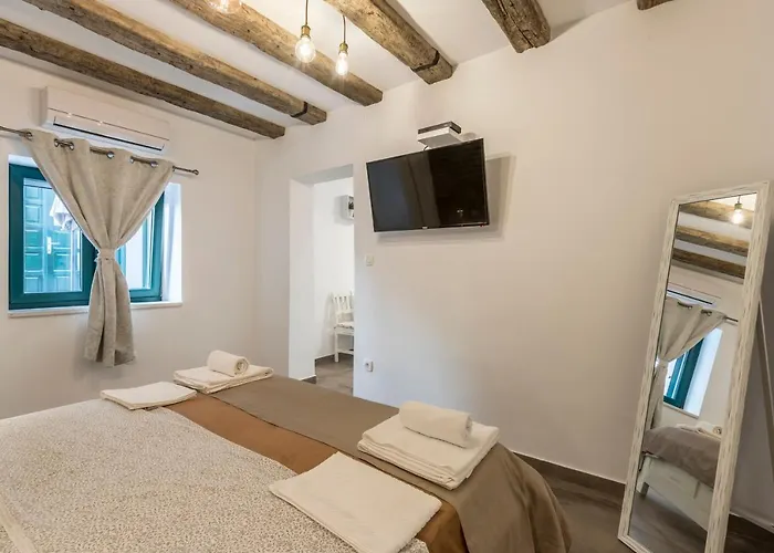 Апартаменты Insula